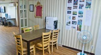Kyungsung Hostel Busan Exteriör bild